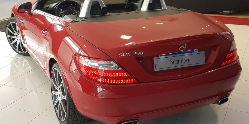 Mercedes-Benz SLK 250 vermelha 2012/2012
