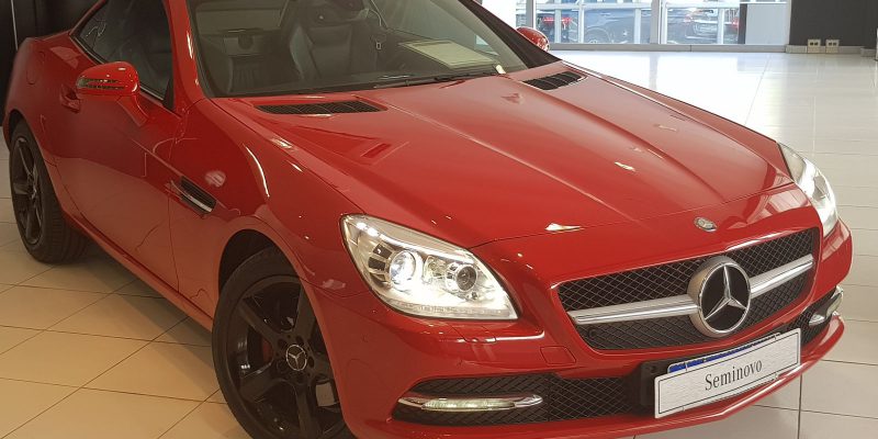 Mercedes-Benz SLK 250 vermelha 2012/2012
